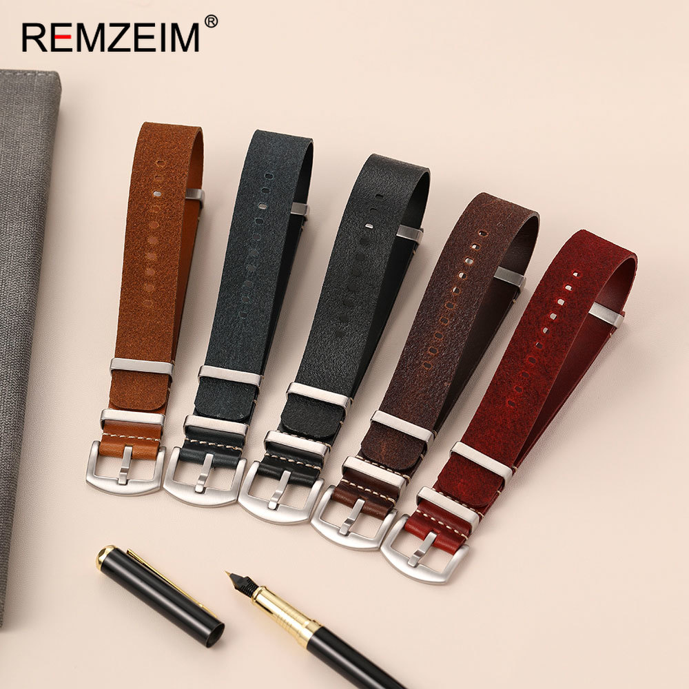 18 ミリメートル 20 ミリメートル 22 ミリメートル  - Suede Strap Watch のレビューと価格