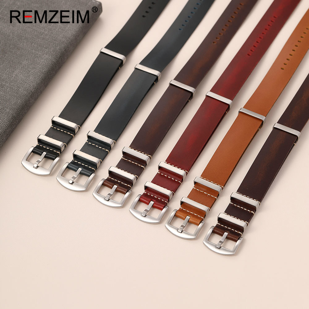 18 ミリメートル 20 ミリメートル 22 ミリメートル  - Suede Strap Watch のレビューと価格